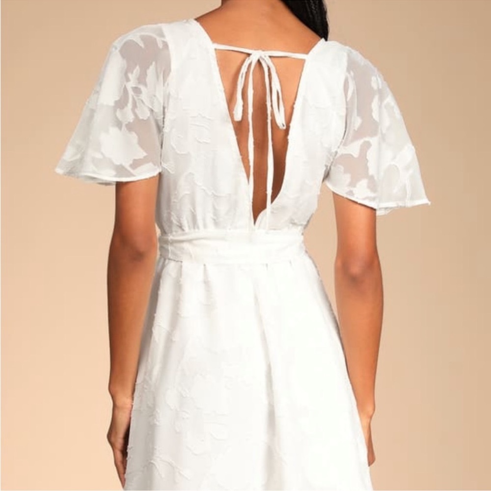 Lulu's White Flutter Sleeve Mini Dress Size Small - Picture 3 of 9